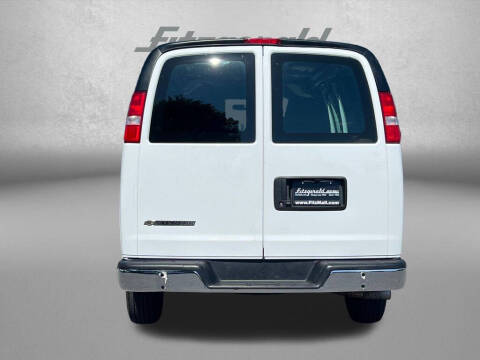 2024 Chevrolet Express 2500
