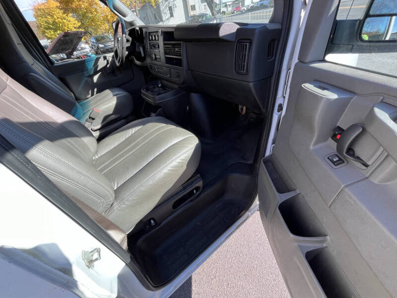 2018 Chevrolet Express 2500