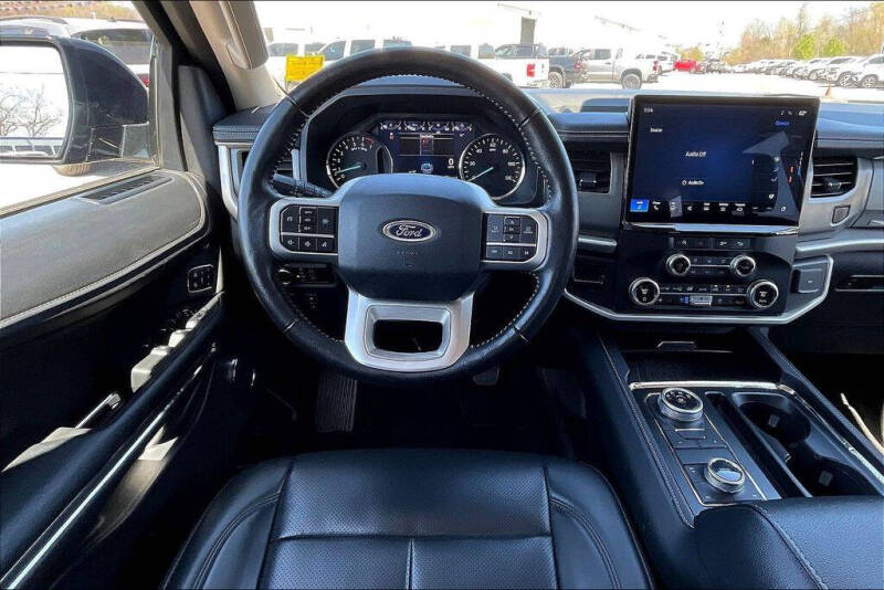 2024 Ford Expedition MAX XLT