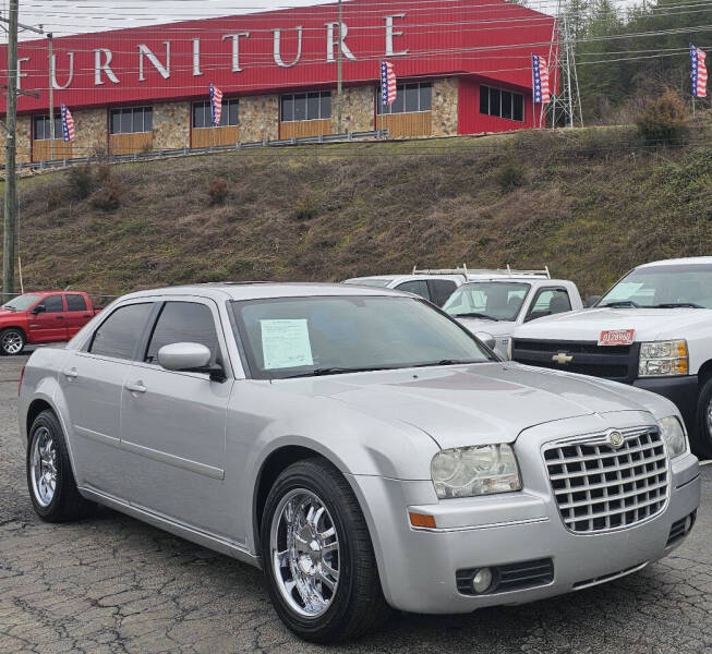 2005 Chrysler 300 for sale at Sevierville Import Center in Sevierville TN