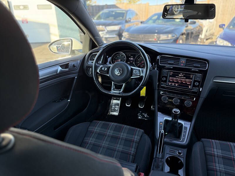 2019 Volkswagen Golf GTI