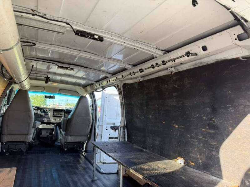 2018 Chevrolet Express 2500