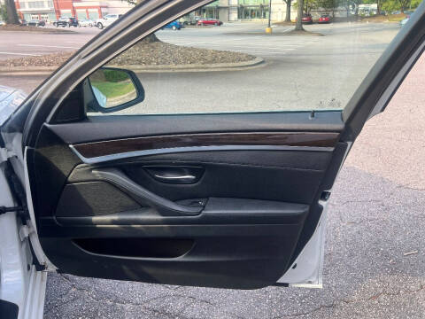 2014 BMW 5 Series 528i