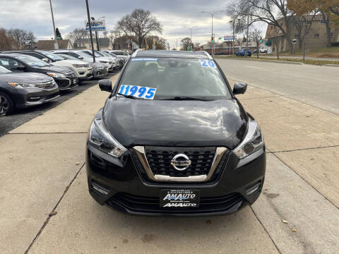 2020 Nissan Kicks SR