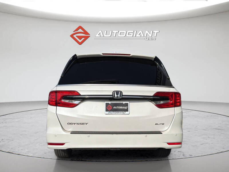 2023 Honda Odyssey Elite