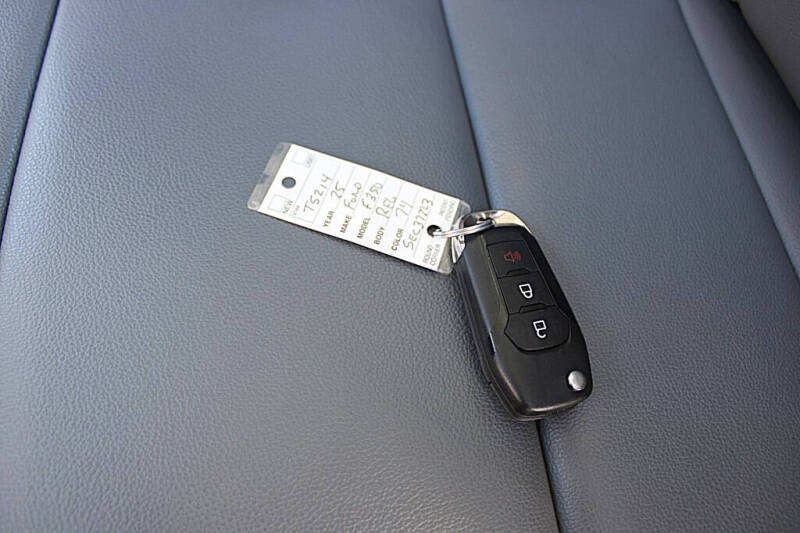 2025 Ford F-350 Super Duty XL