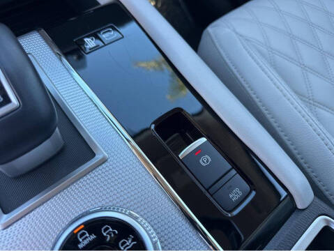 2023 Mitsubishi Outlander PHEV SEL