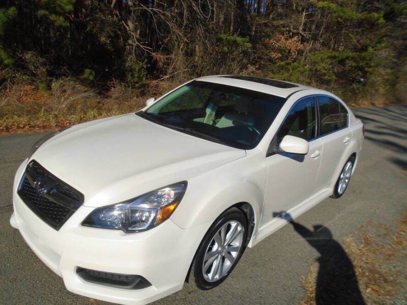2013 Subaru Legacy I Premium's photo