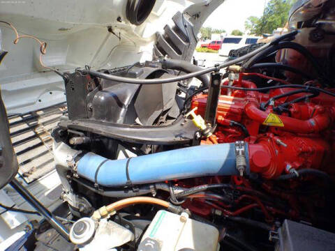 2017 Freightliner M2 106