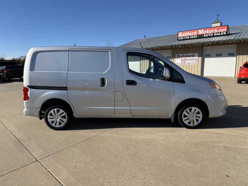 2017 Nissan NV200