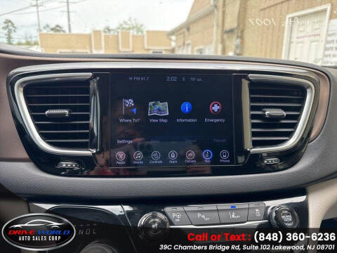 2017 Chrysler Pacifica Touring-L Plus