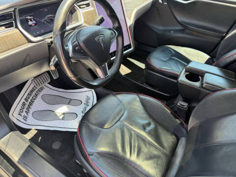 2013 Tesla Model S Performance