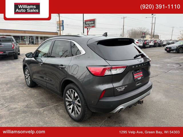 2020 Ford Escape Titanium