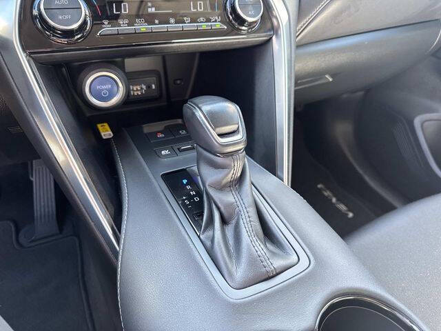 2021 Toyota Venza LE