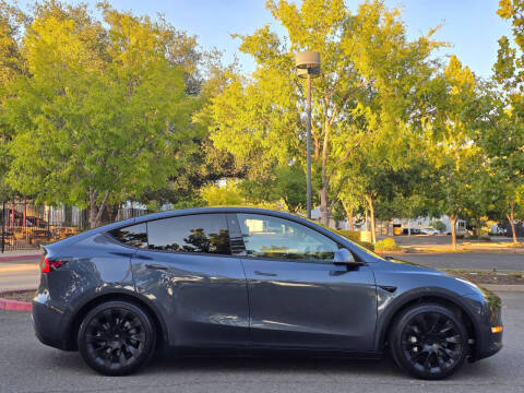 2020 Tesla Model Y Long Range