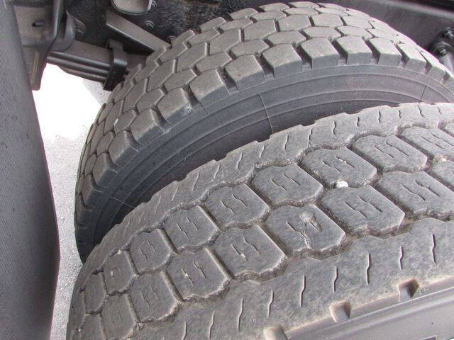 2009 Sterling L7500 Series