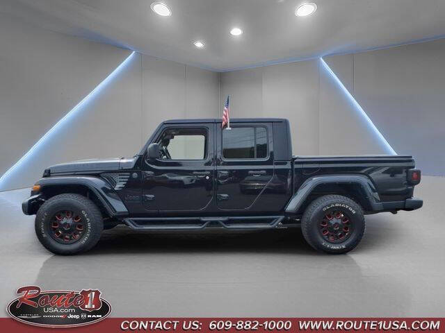 2022 Jeep Gladiator Willys