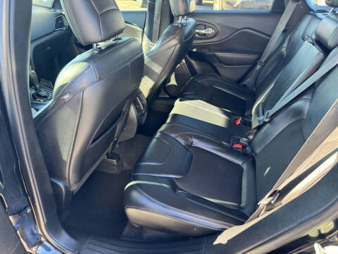 2020 Jeep Cherokee Altitude