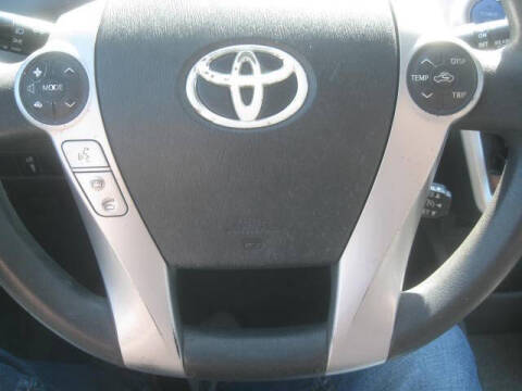 2012 Toyota Prius v Five