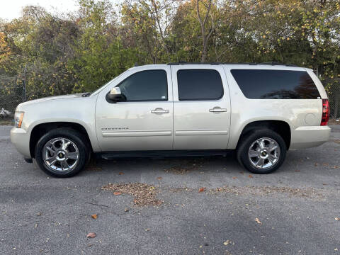 2014 Chevrolet Suburban LT