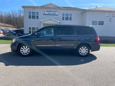 2014 Chrysler Town and Country for sale at SOUTHERN SELECT AUTO SALES in Medina OH
