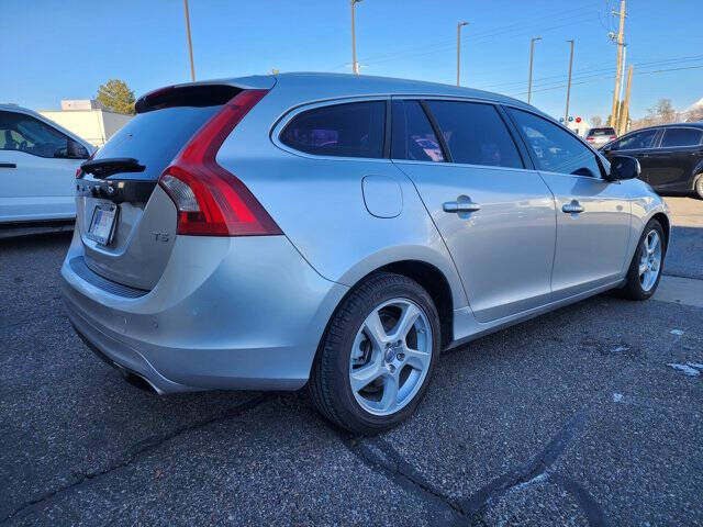 2015 Volvo V60 T5 Drive-E Platinum
