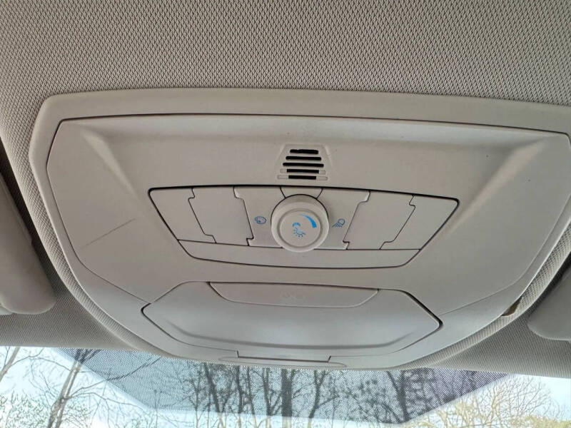 2015 Ford C-MAX Hybrid SE