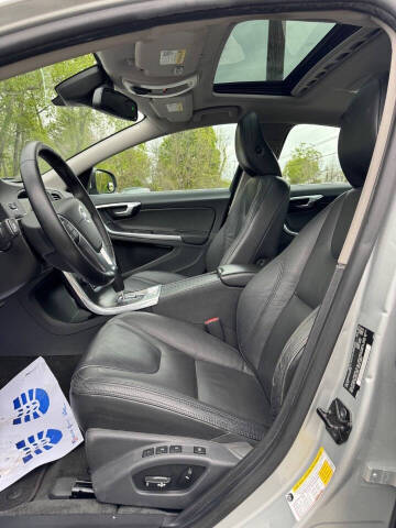 2012 Volvo S60 T5