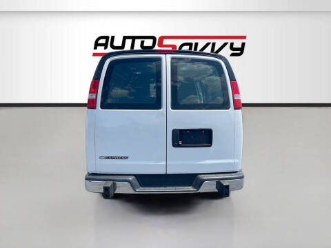 2025 Chevrolet Express 2500