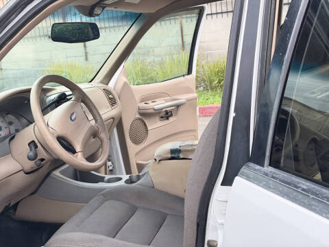 2002 Ford Explorer Sport Trac Value