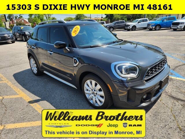 2021 MINI Countryman S's photo