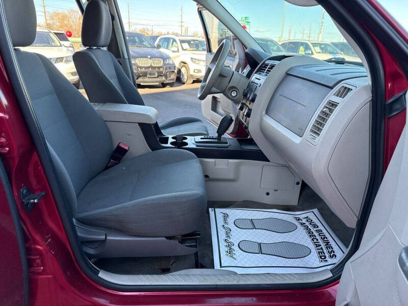 2009 Ford Escape XLS