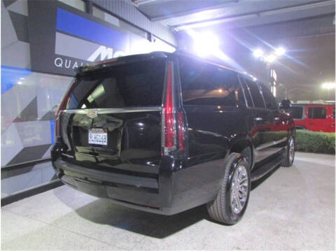 2018 Cadillac Escalade ESV Standard