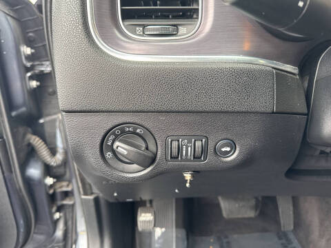 2016 Dodge Charger SE