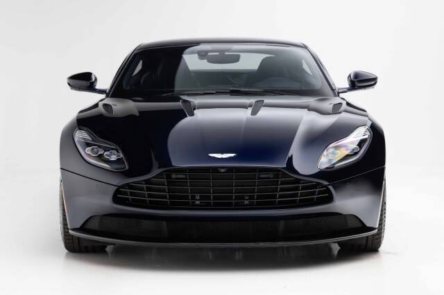 2018 Aston Martin DB11 V12