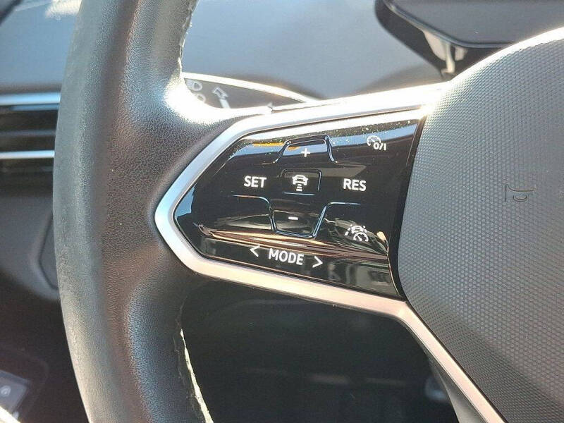 2023 Volkswagen ID.4 Pro