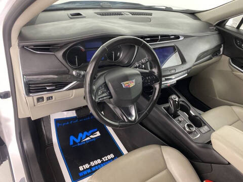 2019 Cadillac XT4 Premium Luxury