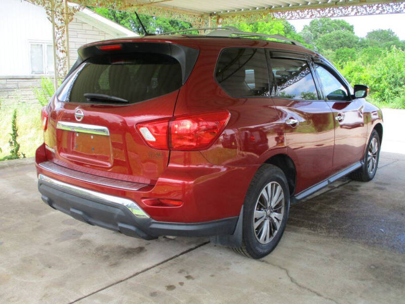 2017 Nissan Pathfinder S