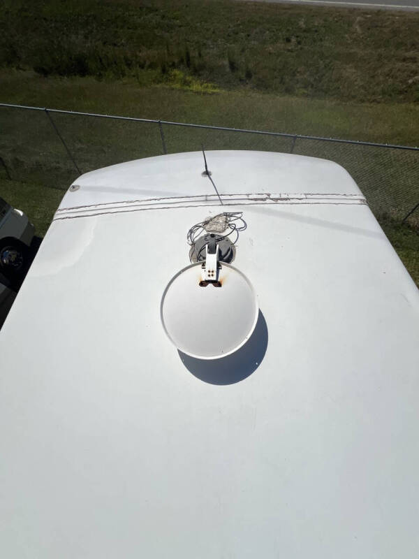 2001 Winnebago Journey 36L