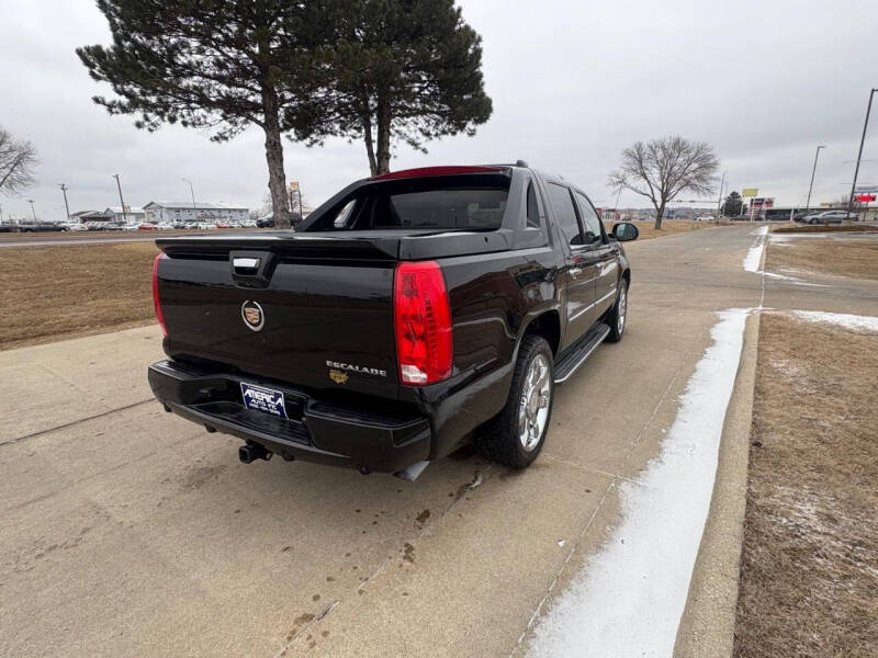 2013 Cadillac Escalade EXT Luxury