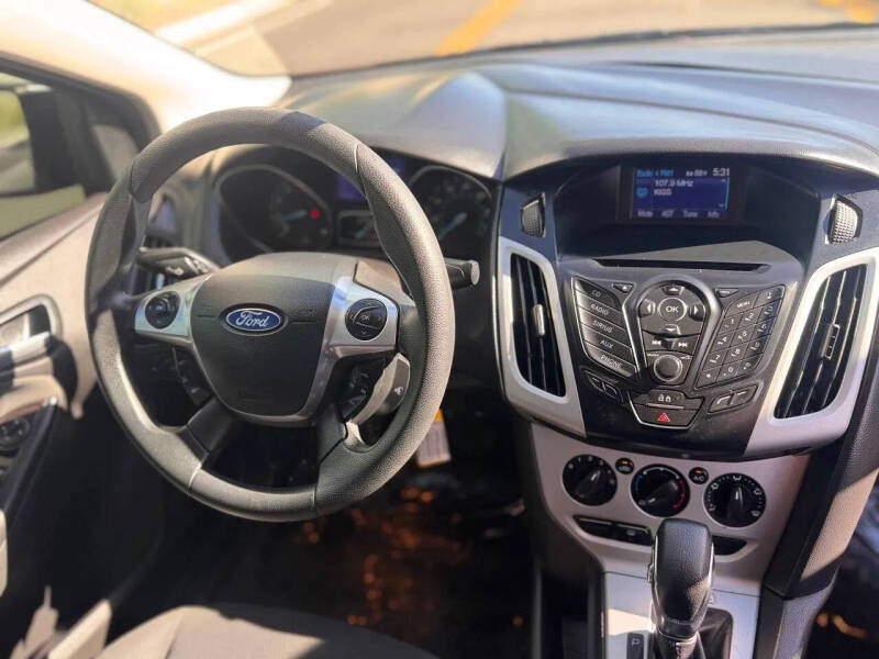 2013 Ford Focus SE