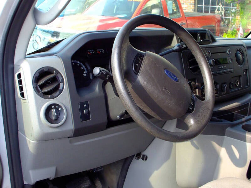 2013 Ford E-Series