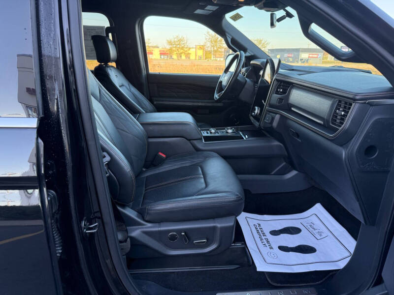 2023 Ford Expedition MAX Platinum