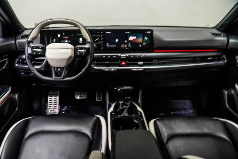 2025 Kia K4 GT-Line Turbo