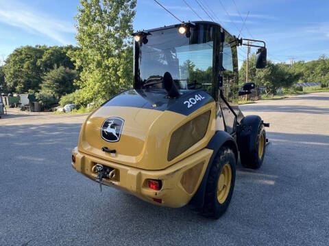 2022 John Deere 204L