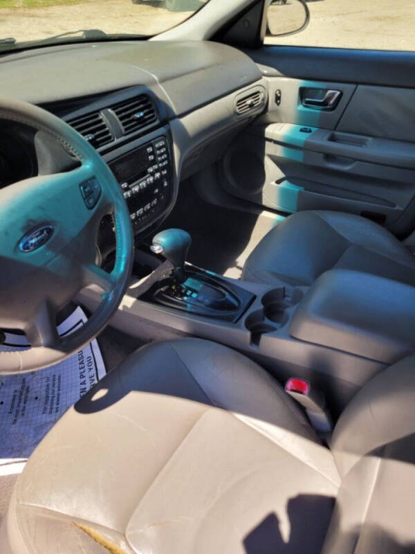 2002 Ford Taurus SEL Deluxe