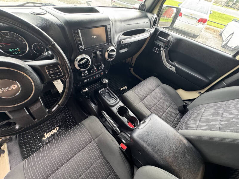 2011 Jeep Wrangler Sahara