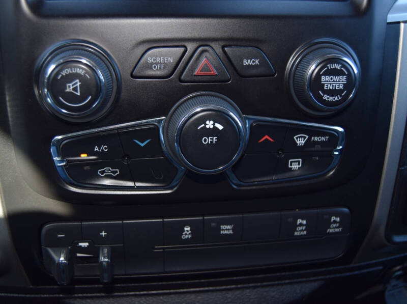 2016 RAM 1500 Big Horn