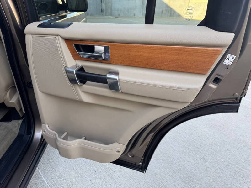 2012 Land Rover LR4 HSE LUX