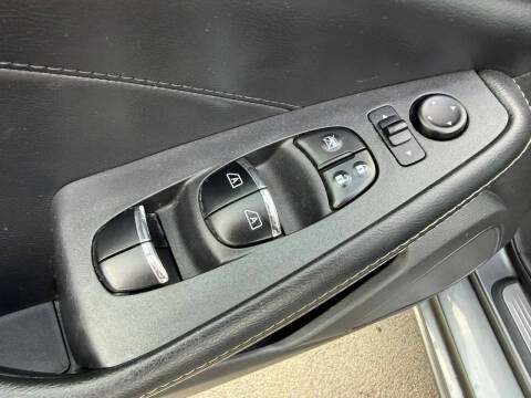 2017 Nissan Maxima